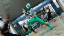 Sword Fight Izzy GIF - Sword Fight Izzy Green Dino Fury Ranger GIFs