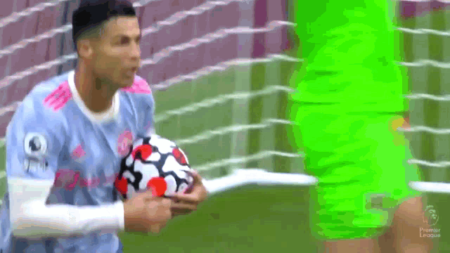 Ronaldo Calma Calma GIF - Ronaldo Calma Calma Calma Calma - Discover &  Share GIFs