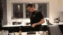 Lewis Chesney Syndicate GIF - Lewis Chesney Syndicate Tom Cassell GIFs