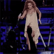 Beyonce Slippery Stage GIF - Beyonce Slippery Stage Sliding GIFs