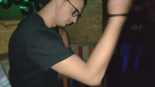 Dancing Party GIF - Dancing Party In The Club GIFs