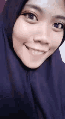 Mhiu Smile GIF - Mhiu Smile Selfie GIFs