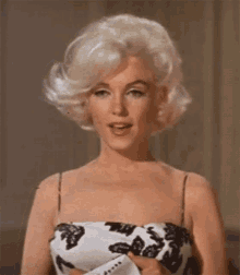 Frustrated Annoyed GIF - Frustrated Annoyed Marilyn GIFs