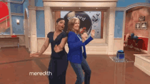 Toni Braxton And Meredith Vieira Make A Good Dancing Duo! GIF - The Meredith Vieira Show Toni Braxton Dance GIFs