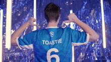 Back Number Toastie GIF - Back Number Toastie Team Axle GIFs