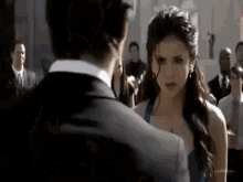 дневники вампира проблема решать деймон нинадобрев GIF - Vampire Diaries Nina Dobrev Ian Somerhalder GIFs