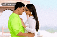 bollywood2 sonakshi sinha akshay kumar holiday holiday: a soldier is never off duty