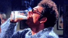 Kramer Seinfeld Kramer Drinking GIF - Kramer Seinfeld Kramer Kramer Drinking GIFs