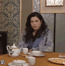 Linda Lung Annoyed GIF - Linda Lung Annoyed Pissed Off GIFs