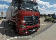 Truckercassie Mercedes GIF - Truckercassie Mercedes Daimler GIFs
