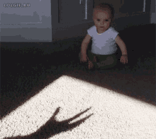 Scared Shadow GIF - Scared Shadow Baby GIFs