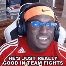 hes just really good in team fights atomyc hes good in fighting hes good on team clashes