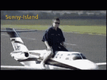 ban sunny island airplane