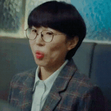 Hyena Kim Hye Soo GIF - Hyena Kim Hye Soo Ju Ji Hoon GIFs