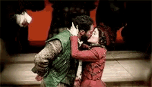Shakespeare Passionate GIF - Shakespeare Passionate Kiss GIFs