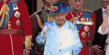 Queen Elizabeth GIF - Queen Elizabeth Waving GIFs