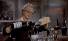 Gin And Tonic Mixing Drinks GIF - Gin And Tonic Mixing Drinks Bar Tending GIFs