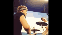 5sos GIF - 5sos Middle Finger Drums GIFs