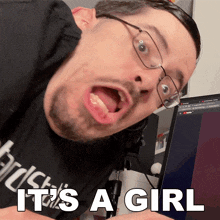 It'S A Girl Therickyberwick GIF - It'S A Girl Therickyberwick It'S A Female Child GIFs
