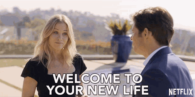 Welcome To Your New Life Jen Harding GIF - Welcome To Your New Life Jen Harding Christina Applegate - Discover & Share GIFs