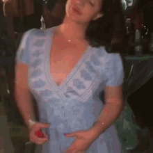 Lana Del Rey Dancing GIF - Lana Del Rey Dancing Vibe GIFs