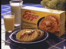 Eggo Waffles GIF - Eggo Waffles Breakfast GIFs