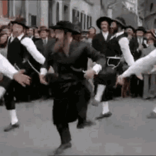 chorizombi rabbie dance