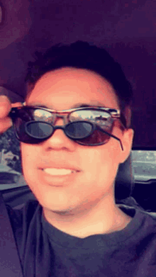 Player Saywhat GIF - Player Saywhat Sunglasses GIFs
