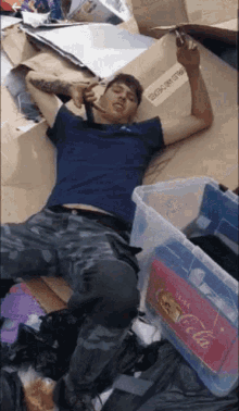 Pose Chilling GIF - Pose Chilling Relax GIFs