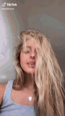 Addison Rae Tiktok GIF - Addison Rae Tiktok Selfie GIFs