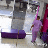 A Guy Bumping On The Glass Door Viralhog GIF - A Guy Bumping On The Glass Door Viralhog A Man Knocking Against The Glass Door GIFs