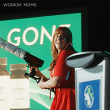 Shooting T Shirt Cannon Rosie GIF - Shooting T Shirt Cannon Rosie Workin Moms GIFs