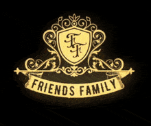 Friendsfamily Allsocial GIF - Friendsfamily Allsocial Rets238 GIFs