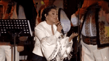 Andra Sing GIF - Andra Sing Smile GIFs