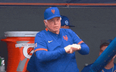 Buck Showalter New York Mets GIF - Buck Showalter New York Mets NY Mets -  Discover & Share GIFs
