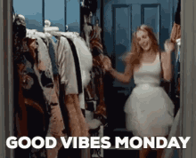 Sarah Jessica Parker Monday GIF - Sarah Jessica Parker Monday Good Vibes Monday GIFs