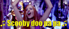Dafne Bailando En Un Antro GIF - Scooby Doo Pa Pa Bailando De Fiesta GIFs