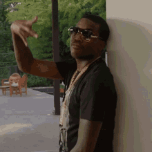 Pose Meek Mill GIF - Pose Meek Mill All Eyes On You Song GIFs