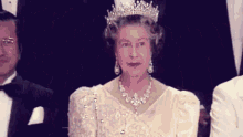 Queen Queen Elizabeth GIF - Queen Queen Elizabeth Queenelizabeth Ii GIFs
