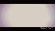 a purple background with the words salut everybody tout le monde written on it