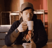 Josh Dun Spill The Tea GIF - Josh Dun Spill The Tea Tellmeits0ver GIFs