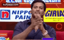 Clapping.Gif GIF - Clapping Vishal Talk Show GIFs