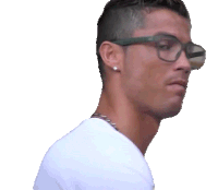 Cristiano Ronaldo rebola em treino de Portugal on Make a GIF