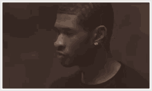 Usher Throwing Up The Peace Sign GIF - Usher Peace GIFs