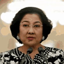Ruwet Megawati GIF - Ruwet Megawati Indonesia GIFs