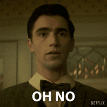 Oh No Edwin Paine GIF - Oh No Edwin Paine Dead Boy Detectives GIFs