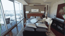 Fast Motion Cleaning GIF - Fast Motion Cleaning Making Bed GIFs