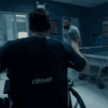 High Five Jason Hayes GIF - High Five Jason Hayes Ray Perry GIFs