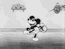 Mickey Mouse Vintage GIF - Mickey Mouse Vintage Dance GIFs