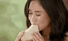Sarah Geronimo Eating GIF - Sarah Geronimo Eating Snack Time GIFs